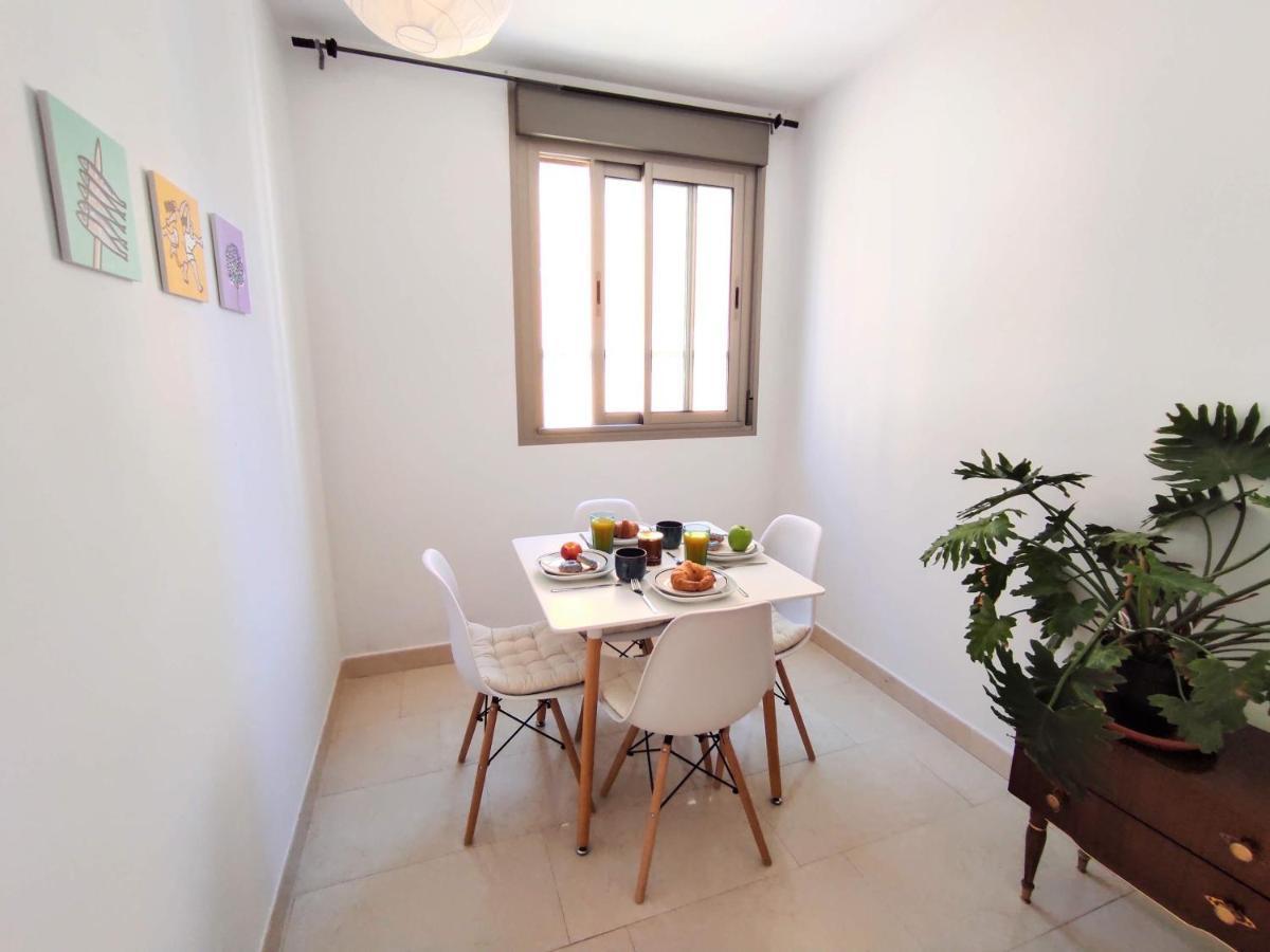 Manuela Nogales Apartments! Málaga Kültér fotó