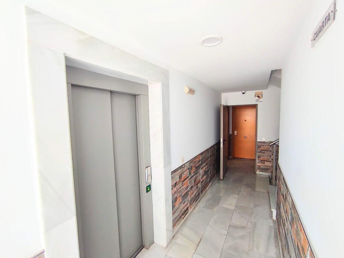 Manuela Nogales Apartments! Málaga Kültér fotó
